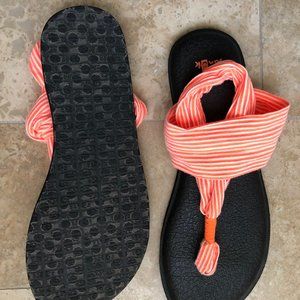 Sanuk Sling flip flop - Size 8